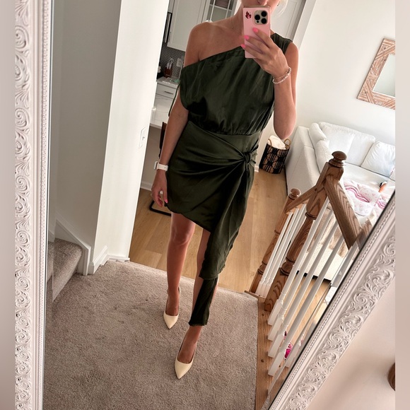 Hello Molly one shoulder dress - khaki green - Picture 3 of 3